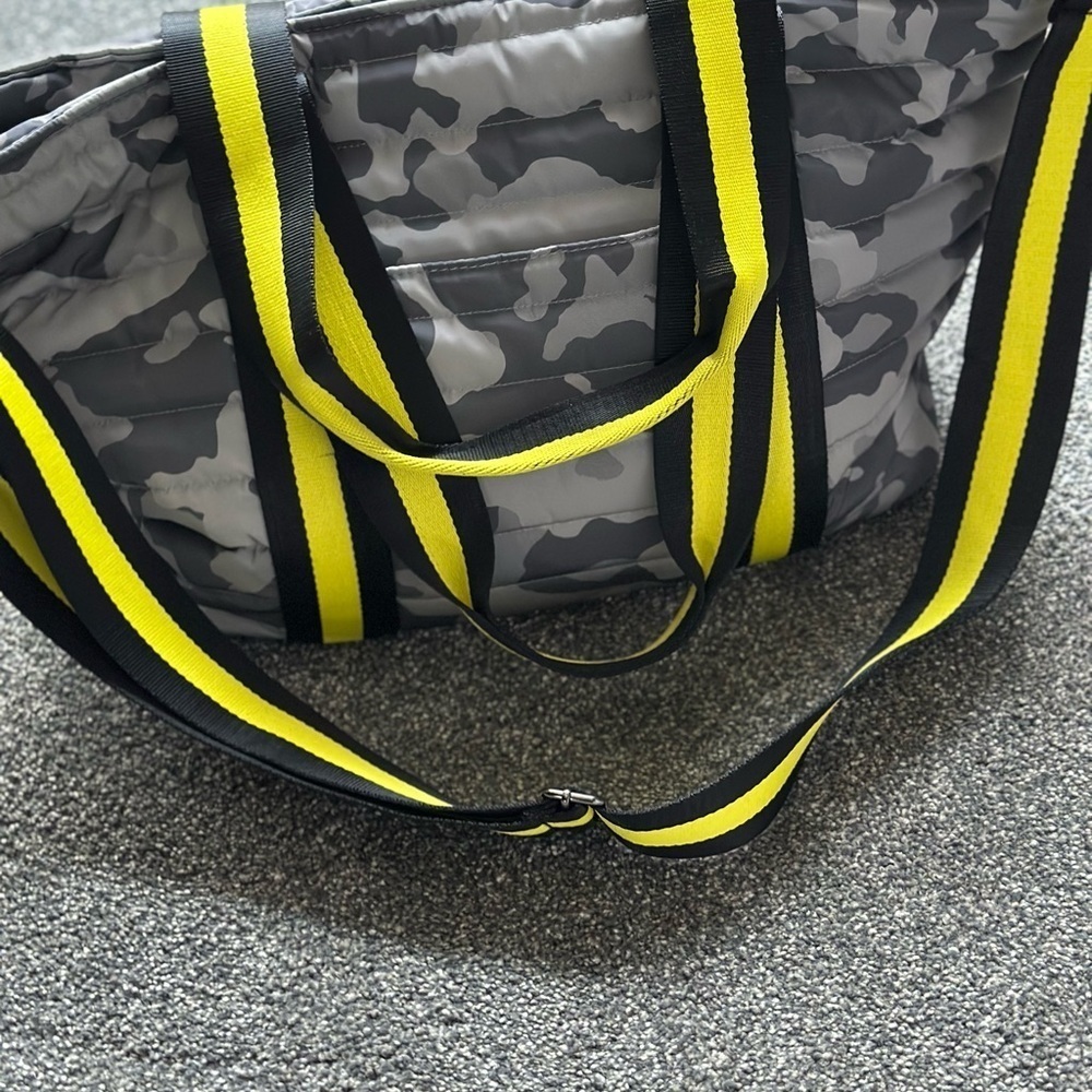 Think Royln Wingman | Grey Camo w/Yellow Strap - Large Tote - Picture 11 of 11